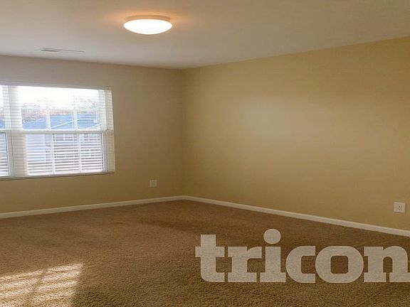 4th image of 2419 Shad Ct