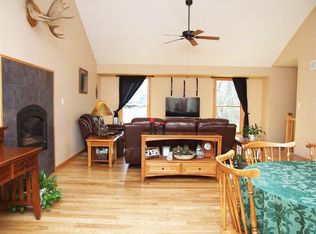 6112 NW Button Rd, Topeka, KS 66618