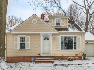 5211 Edenhurst Ave, Lyndhurst, OH 44124