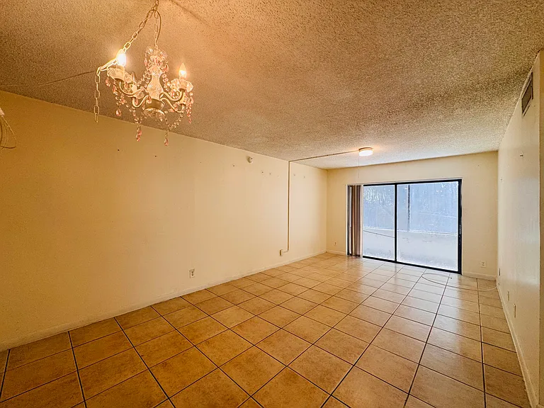 1900 N Congress Ave #107 — Photo 5