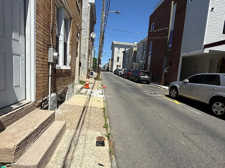 27 E Rittenhouse St — Photo 2