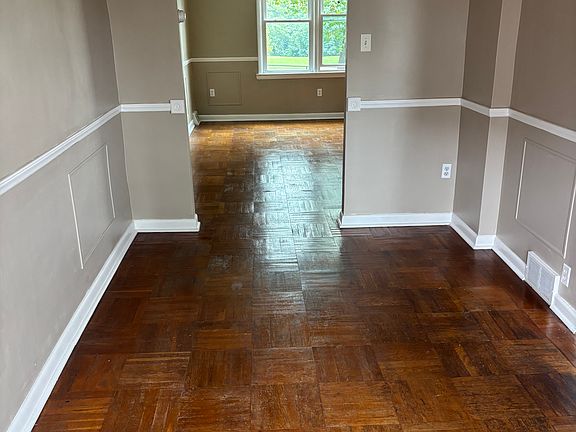 4th image of 5842 Magdalena St