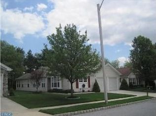 96 Maple Leaf Cir, Sewell, NJ 08080