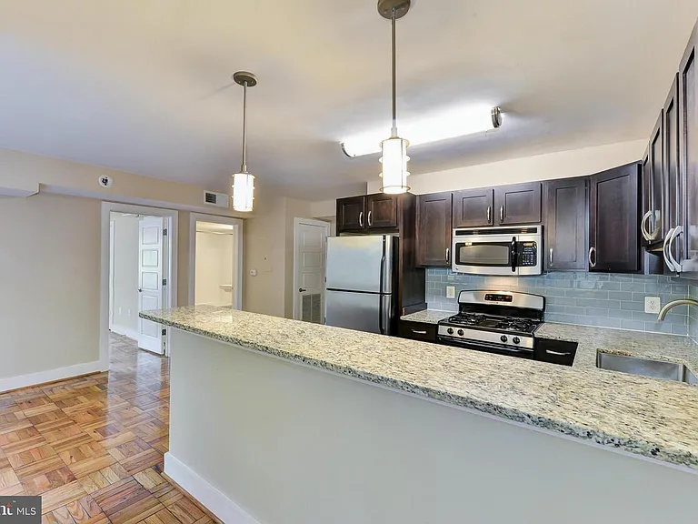 2911 Newark St NW #3 — Photo 1