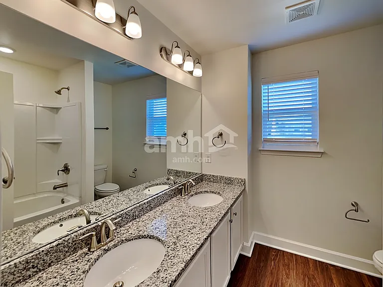 4400 Erabele Dr — Photo 25