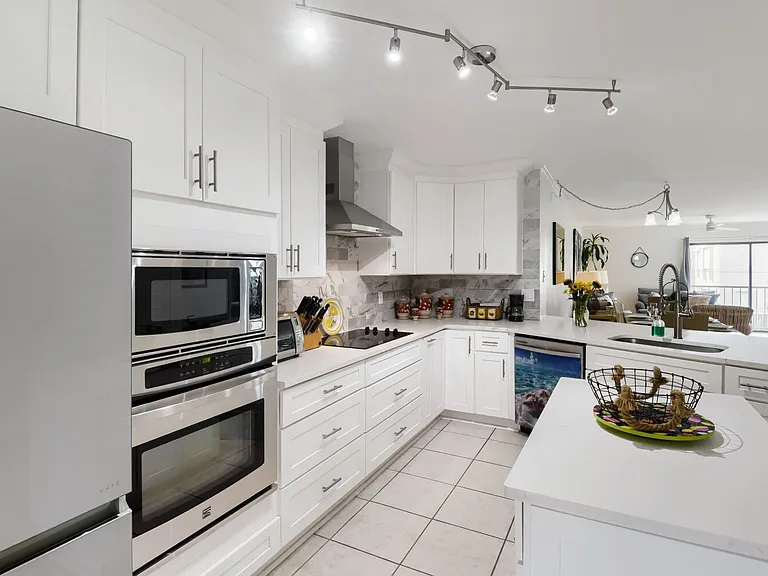 205 Pacifica Vista Way #205 — Photo 3