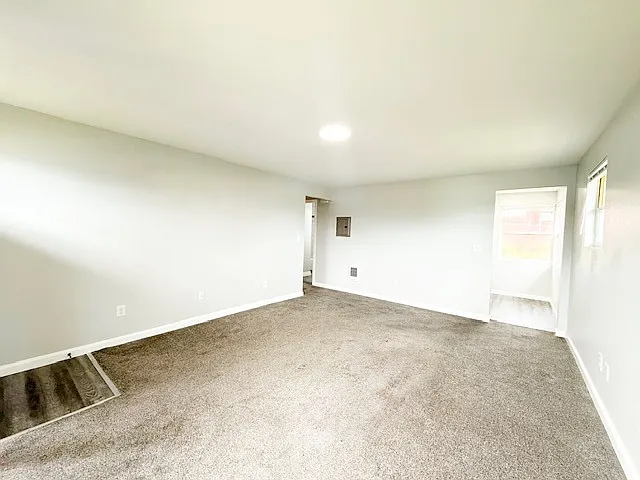 114 Lebo Blvd — Photo 8
