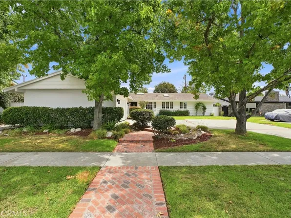 11432 Martha Ann Dr, Los Alamitos, CA 90720