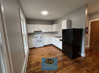 10 Depot St #8, Hinsdale, NH 03451