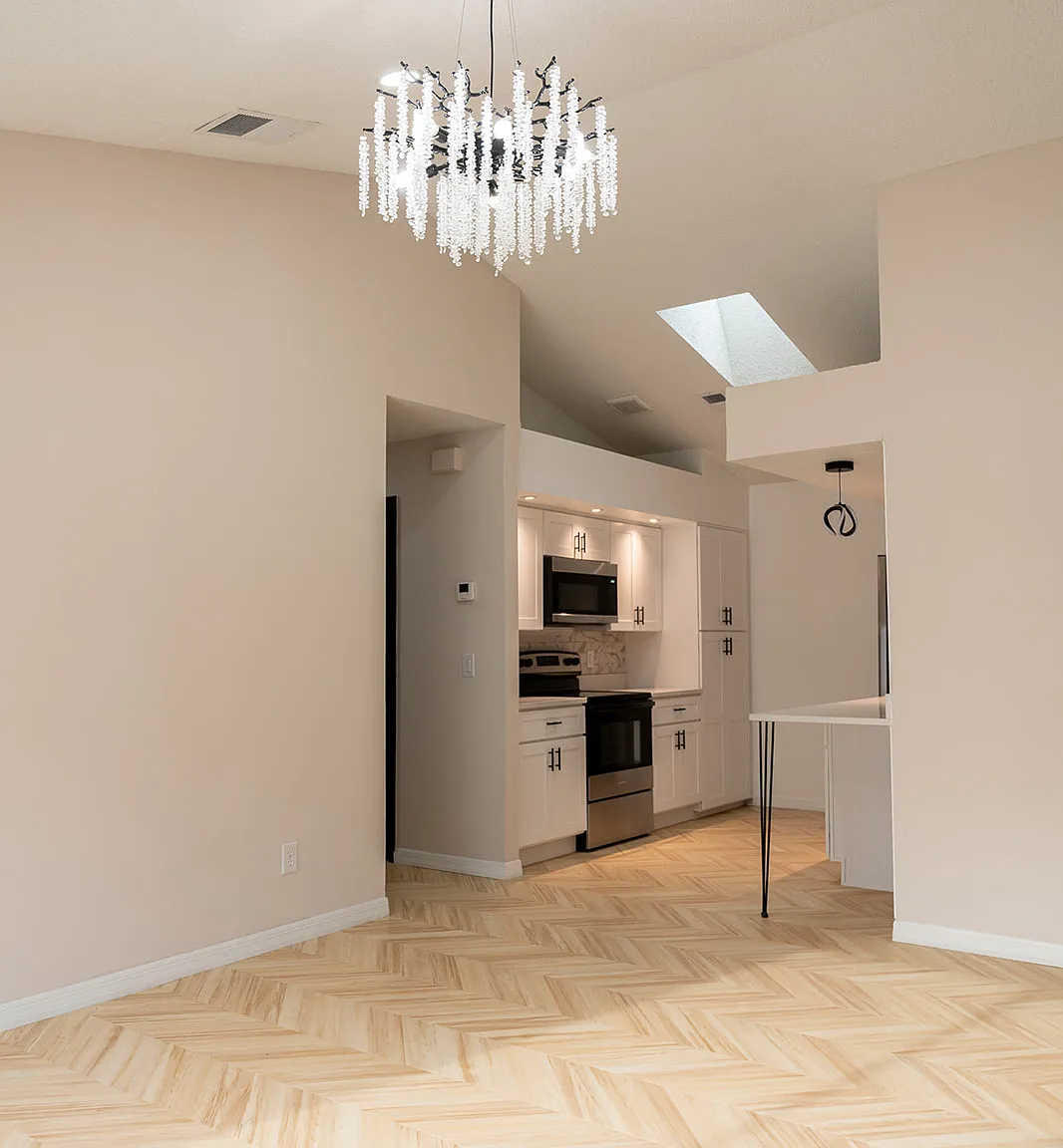 4 bed, 1500 sqft, $3,000 — Photo 2
