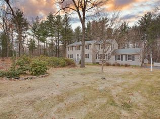 43 Park Ln, Harvard, MA 01451