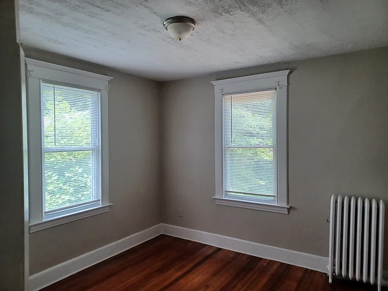 37 Fairfield St #2 — Photo 10