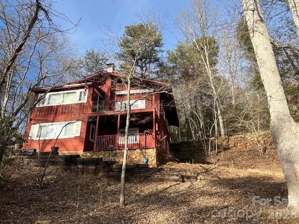 614 Echo Valley Rd, Franklin, NC 28734