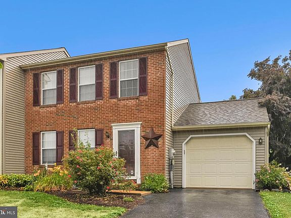 2nd image of 139 Chelmsford Dr