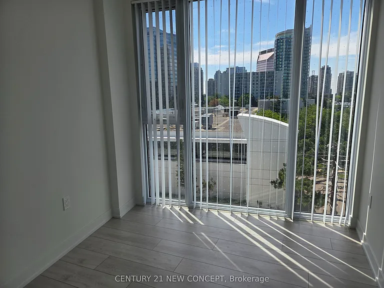 5858 Yonge St #323 — Photo 3