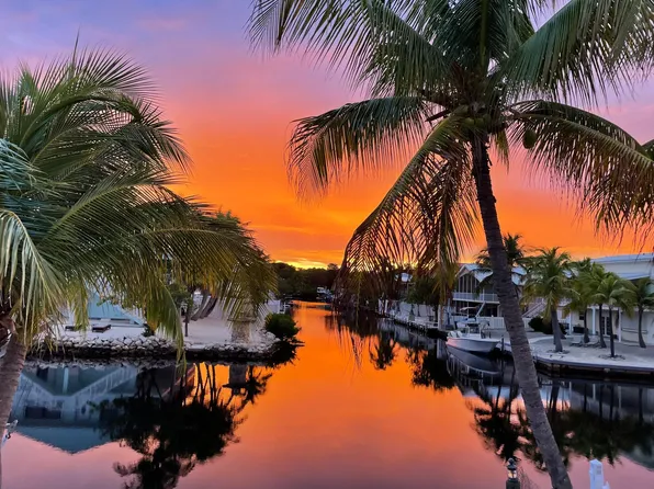 132 3rd Ln, Key Largo, FL 33037