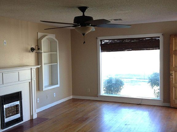 BEAUTIFUL HARDWOOD FLOORS