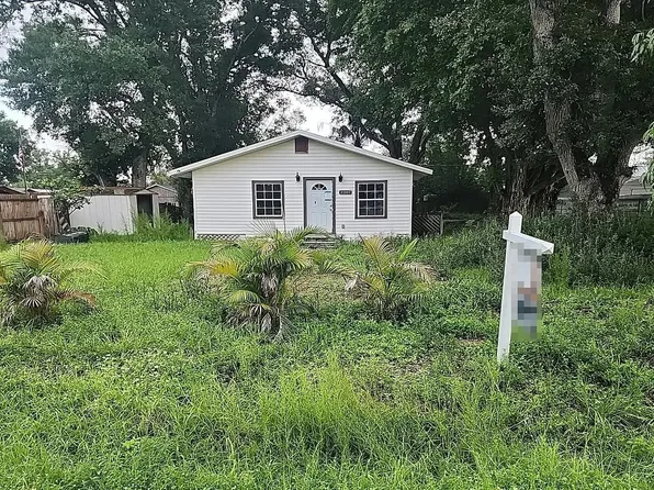 2207 38th Ave E, Bradenton, FL 34208