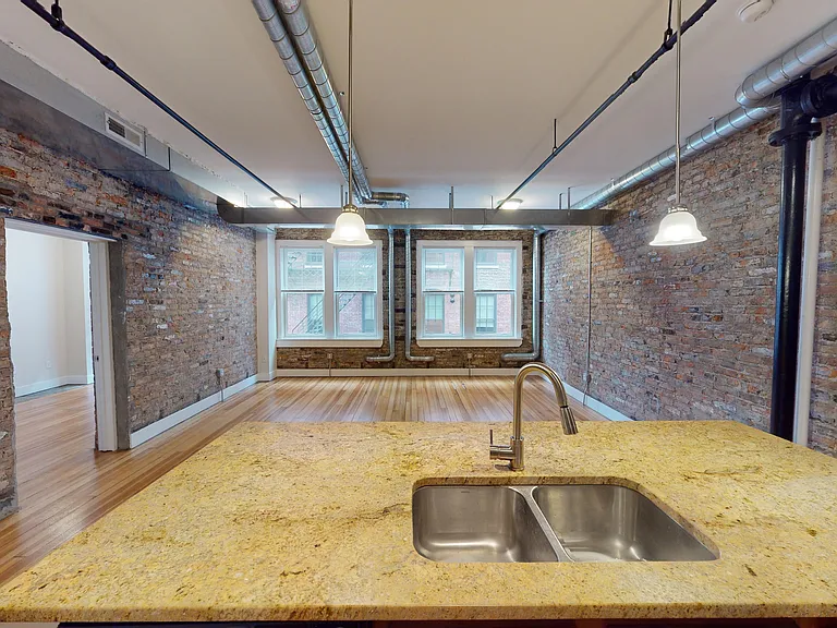 906 Main St #201 — Photo 21