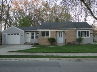 6031 54th Ave, Kenosha, WI 53142