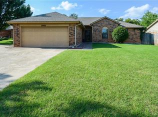 10405 Birkenhead Rd, Yukon, OK 73099