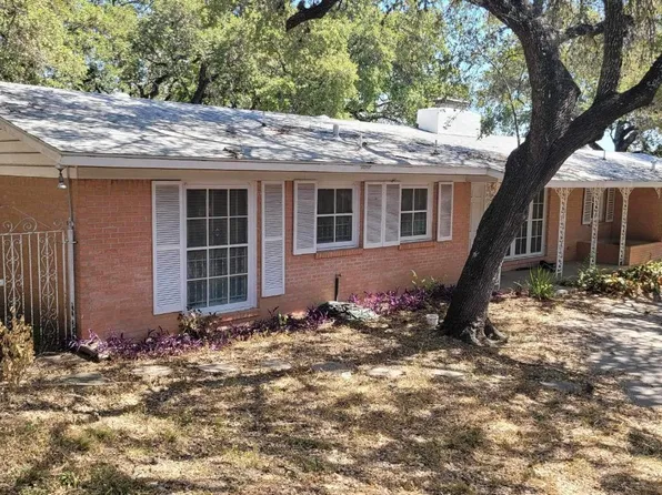 4390 Bluemel Rd, San Antonio, TX 78240