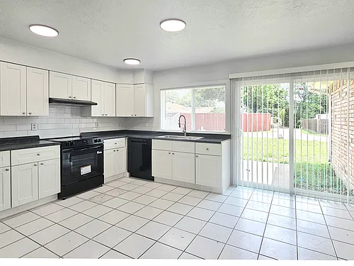 3106 Ridgemoor Dr Photo 1