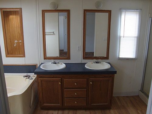 4th image of 1114 Los Claveles Dr SE