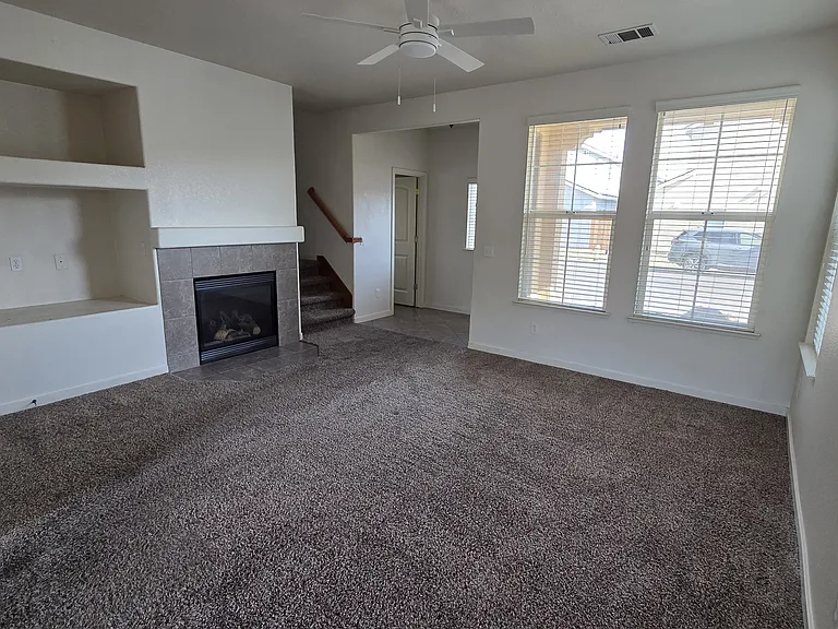 1350 Belmont Dr — Photo 8