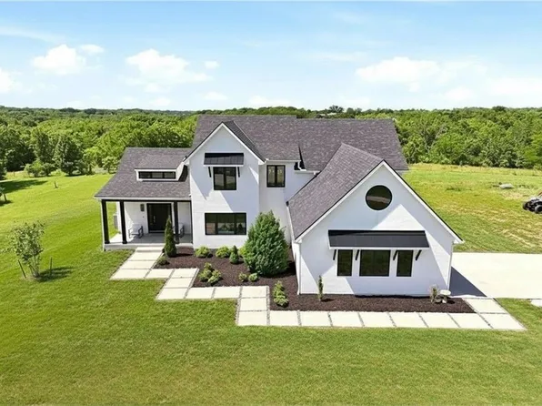 29706 E Easley Rd, Lees Summit, MO 64086