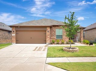 1129 Pierz Dr, Fort Worth, TX 76177