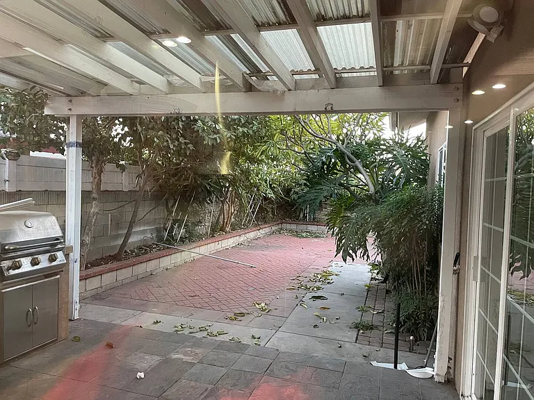 Imperial Ave — Photo 8