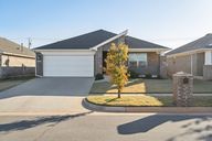 15712 Potomac Dr_001.jpg