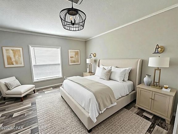 4th image of 1818 Kaham Ln