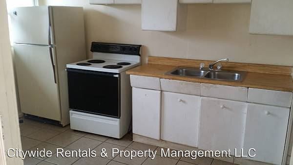 1st image of 2820 W Carmen Ave APT 1