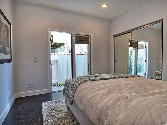 Downstairs bedroom 