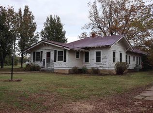 250 Maple St, Newark, AR 72562