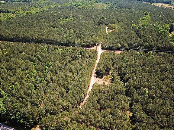 2nd image of 145AC Moores Ferry Rd