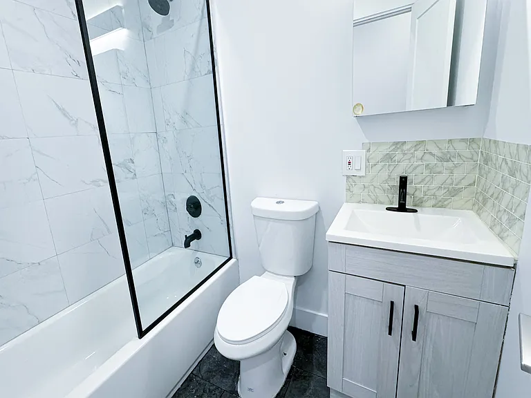 182 Schaefer St #2C — Photo 7