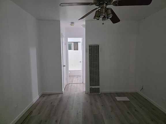 3rd image of 254 Pamela Ave APT 4