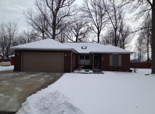 408 Lone Oak Dr, Farmland, IN 47340
