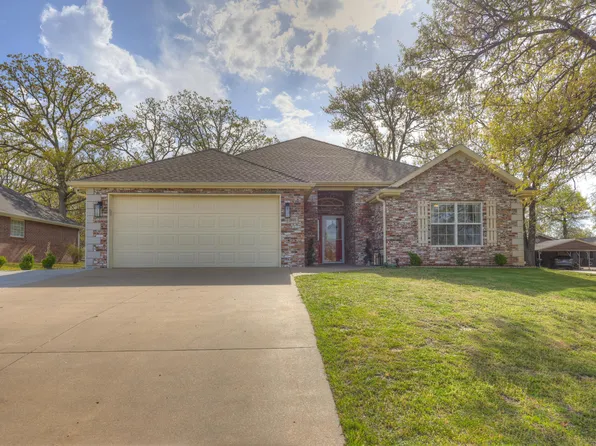 2611 S Country Club Drive, Joplin, MO 64804