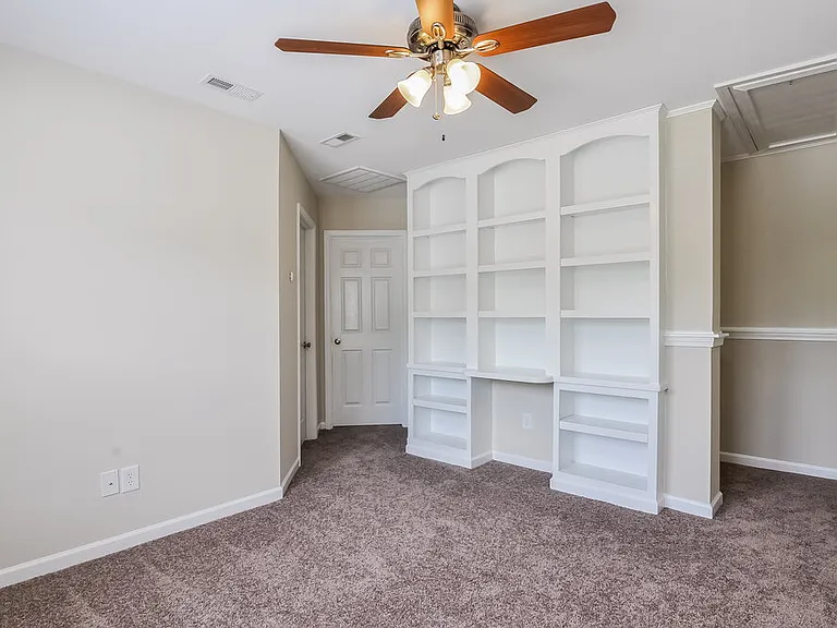 802 Shefford Town Dr — Photo 10