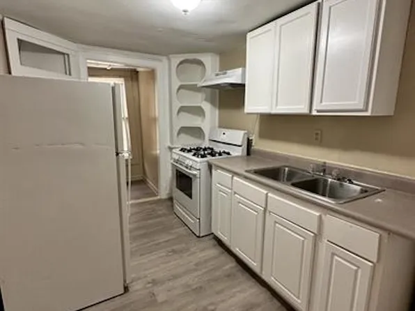 314 N Nueces #C, San Antonio, TX 78207