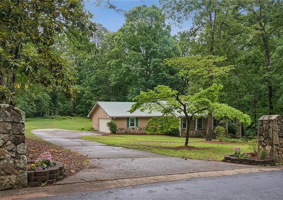 1st image of 845 Wagon Wheel Cir