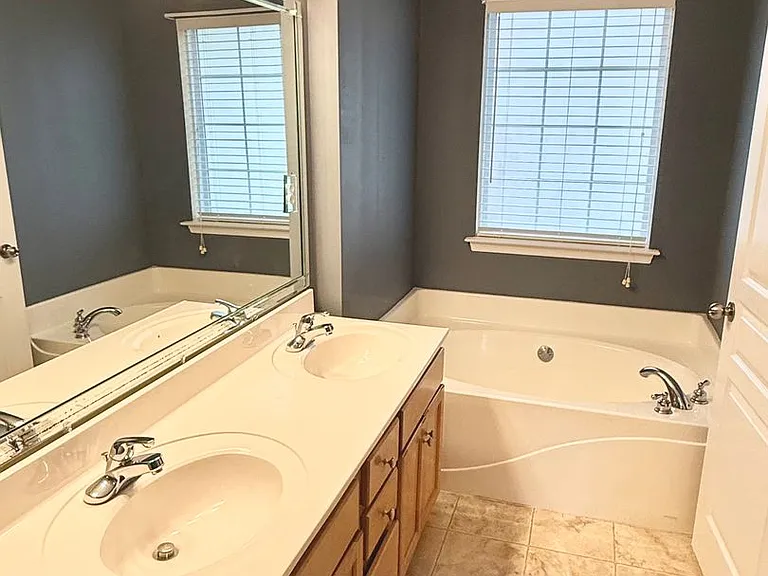 1744 Somersby Ln — Photo 28