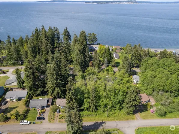 6772 NE Whidbey Drive, Hansville, WA 98340