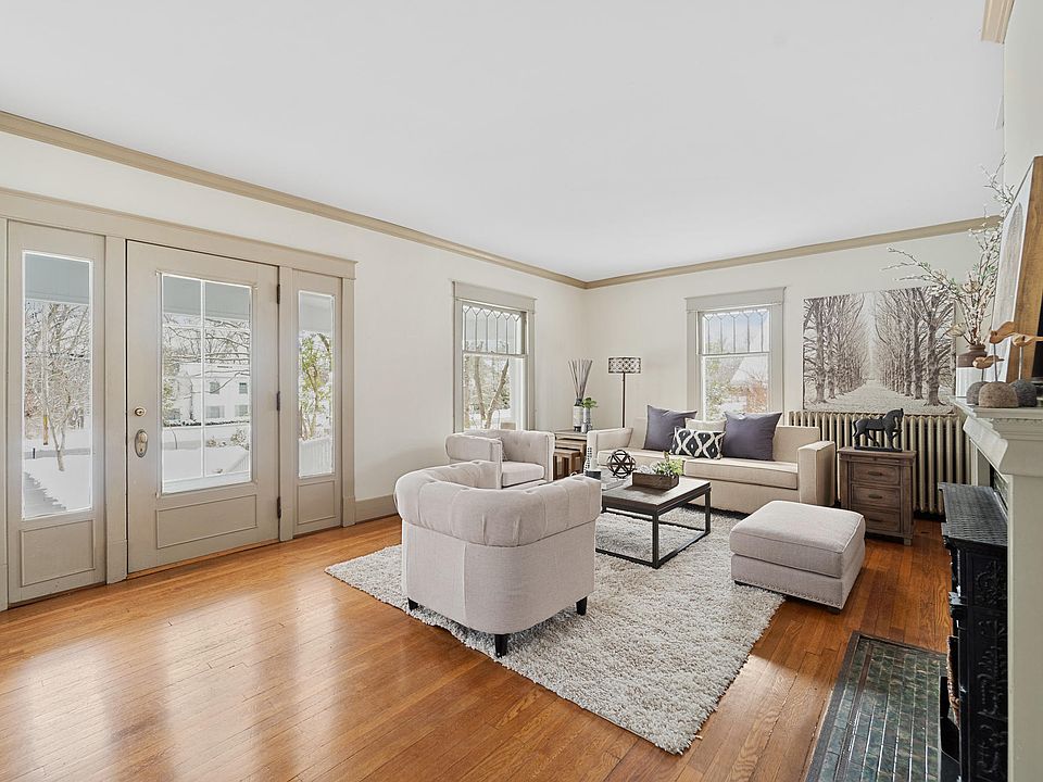 1st image of 601 S Greenwood Ave