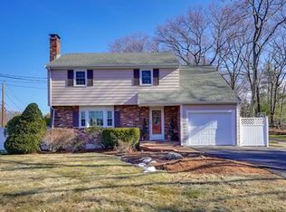 4 Ellery Ln, Burlington, MA 01803