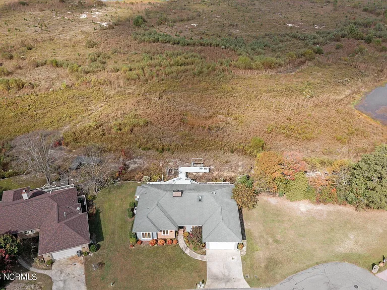 867 Castleberry Ct — Photo 5